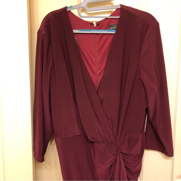 NWT Betsy and Adam Aubree Ruched Ruffle Long Sleeve V Neck Jersey Wrap Gown - Picture 3 of 16